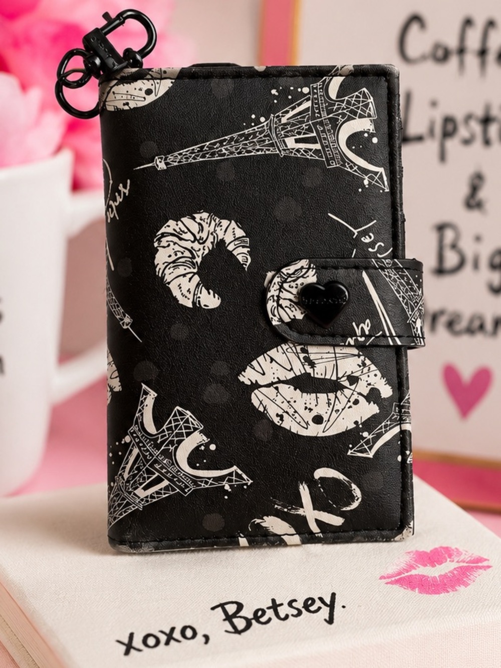 🌸 Betsey Johnson Black wallet with White Eiffel Tower & Lip Prints
